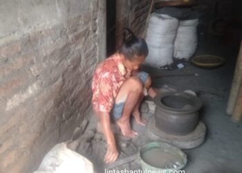 Kampung Semampir Panjangrejo Pundong Bantul: Pertahanan Tradisi Pengrajin Gerabah Klasik di Tengah Arus Modernisasi