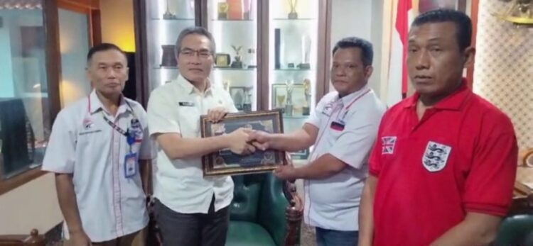 Bupati Bantul Dianugerahi Piagam Penghargaan oleh DPP IWOI Jakarta atas Kontribusi dalam Penyelenggaraan Pemerintahan